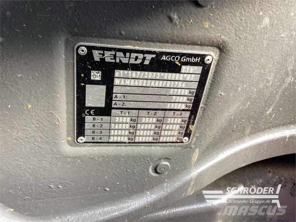 Fendt 832 VARIO GEN5 PROFI PLUS Traktoren