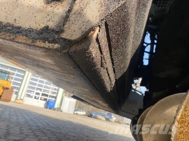 Vögele S 1300-3i MIETE / RENTAL (12001899) Машини за асфалт