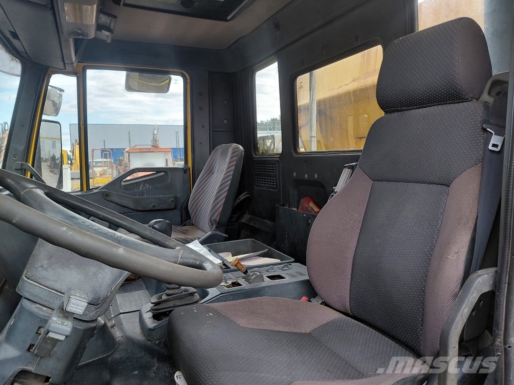 Iveco Eurotrakker 260 E34 Lastbiler med tip