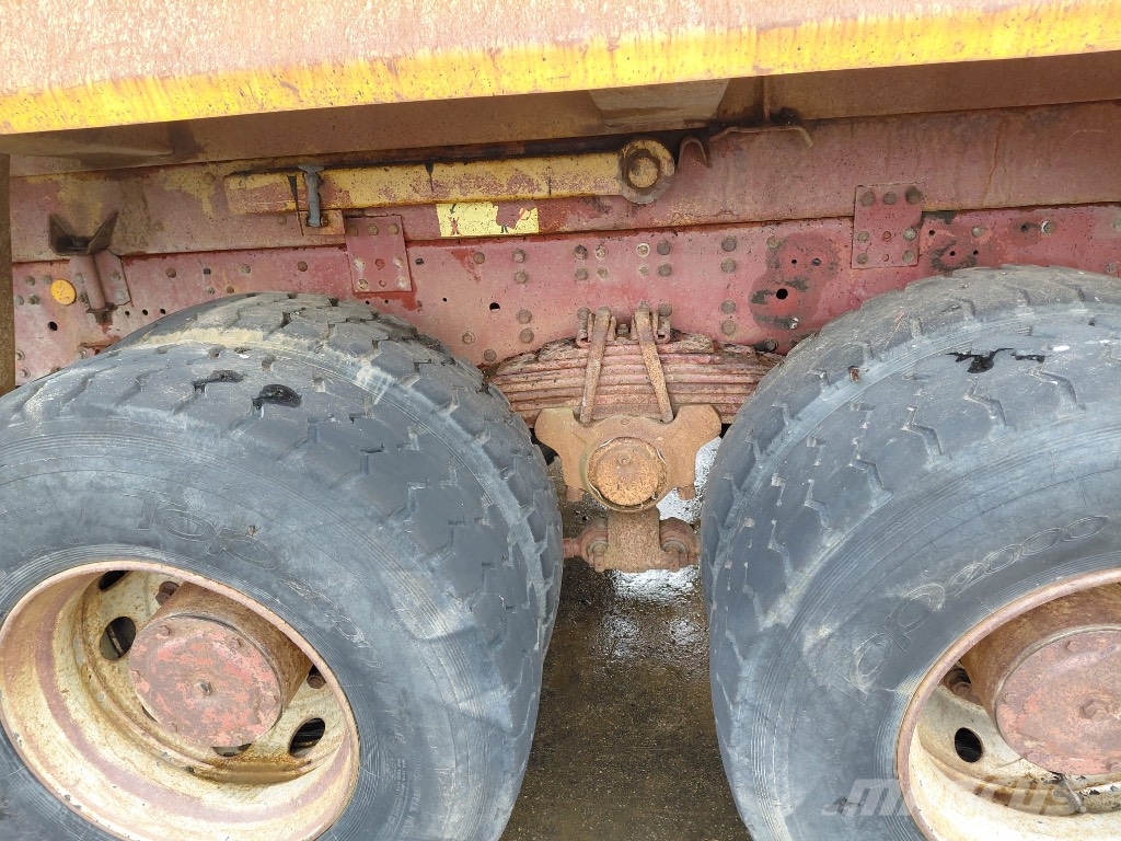 Iveco Eurotrakker 260 E34 Lastbiler med tip