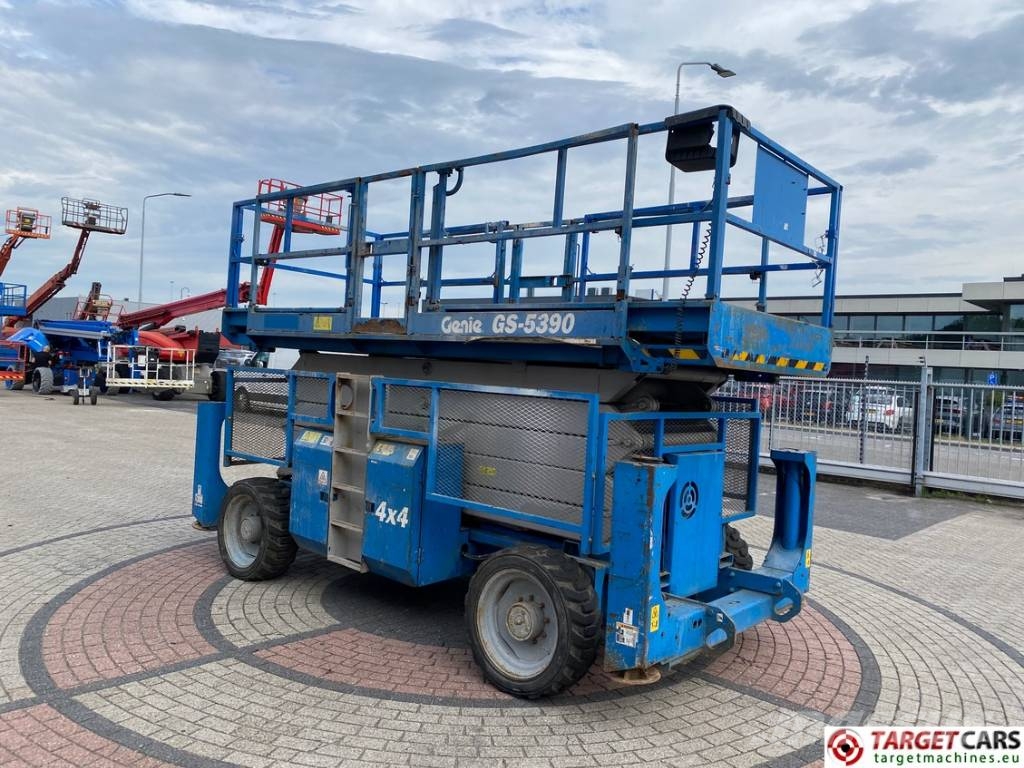 Genie GS-5390 RT Diesel 4x4 Scissor Work Lift 1815cm 剪叉式升降机
