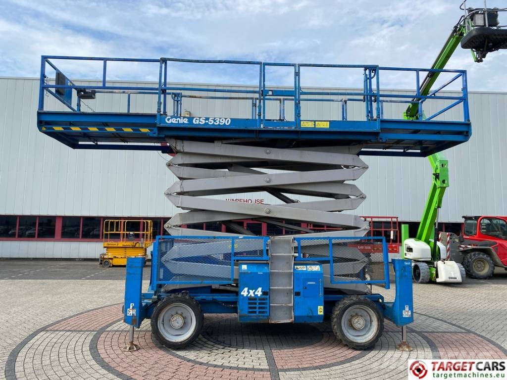 Genie GS-5390 RT Diesel 4x4 Scissor Work Lift 1815cm 剪叉式升降机