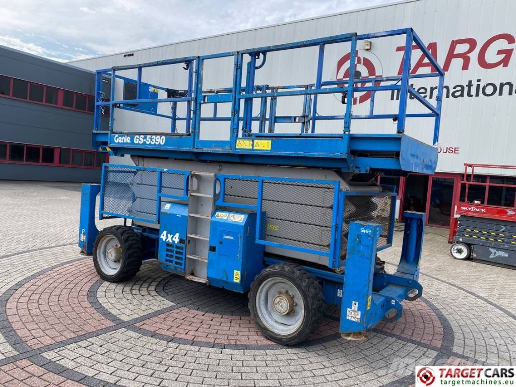 Genie GS-5390 RT Diesel 4x4 Scissor Work Lift 1815cm 剪叉式升降机