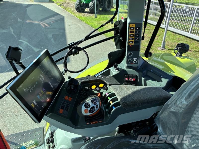 CLAAS ARION 660 CMATIC CEBIS Tractoren
