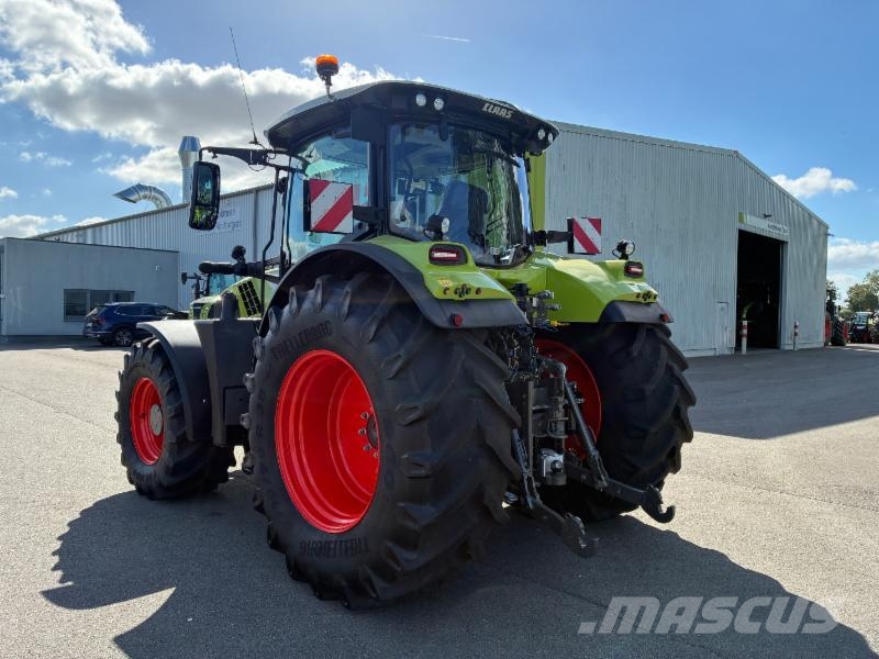 CLAAS ARION 660 CMATIC CEBIS Tractoren
