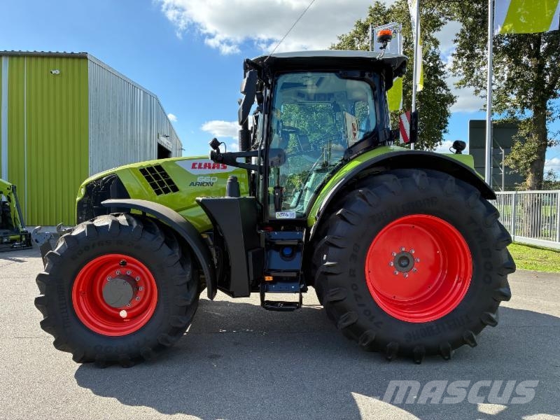 CLAAS ARION 660 CMATIC CEBIS Tractoren