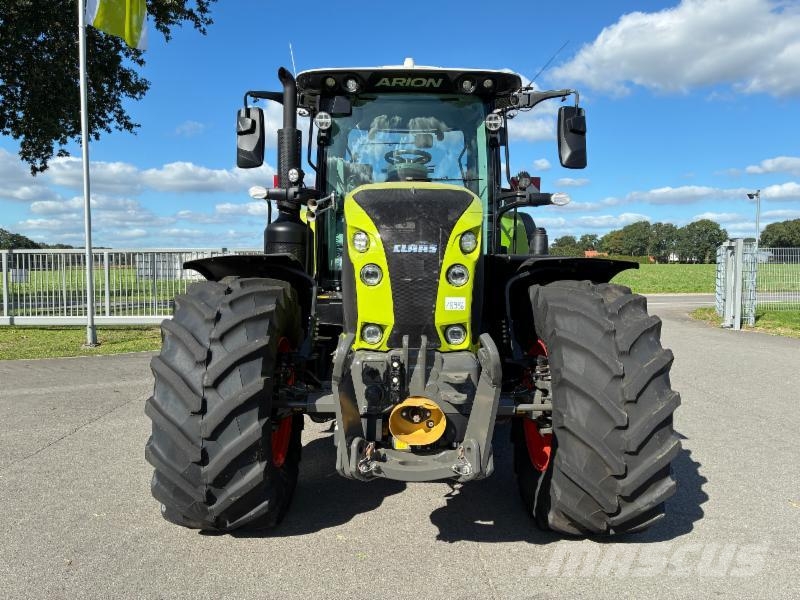 CLAAS ARION 660 CMATIC CEBIS Tractoren