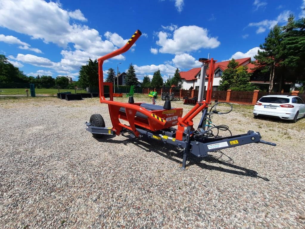 Metal-Fach Z577 bale wrapper / enrubanneuse / învelitoare Ovíjačky
