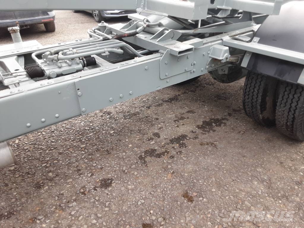 Volvo N84 Camiones desmontables
