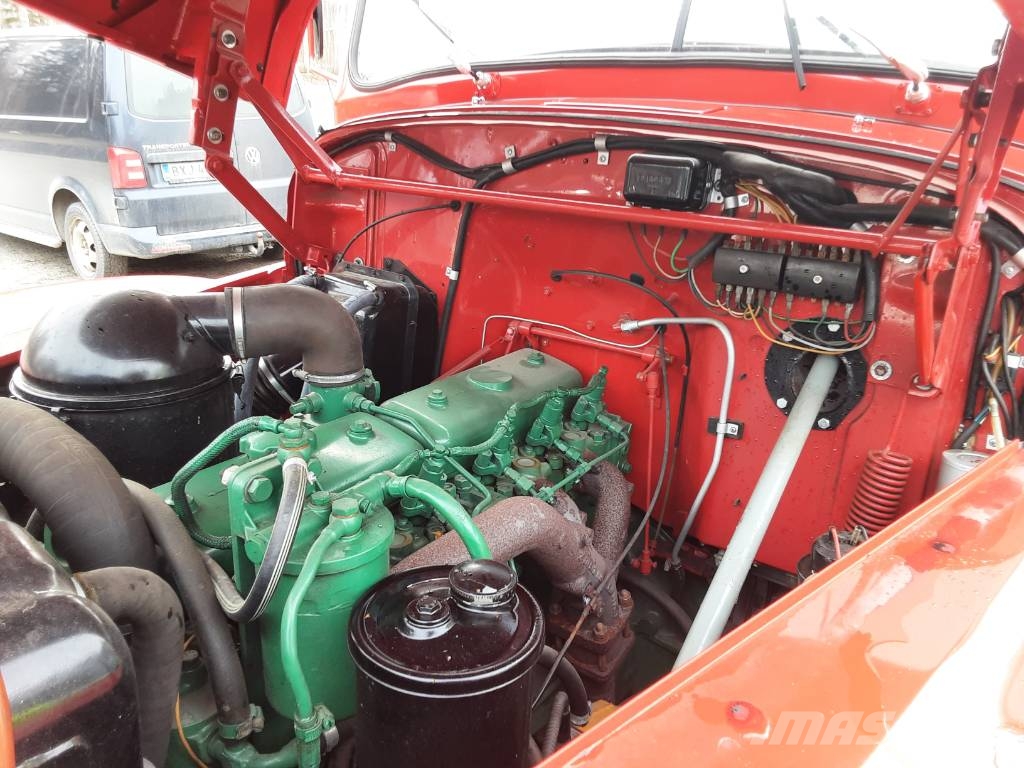 Volvo N84 Camiones desmontables