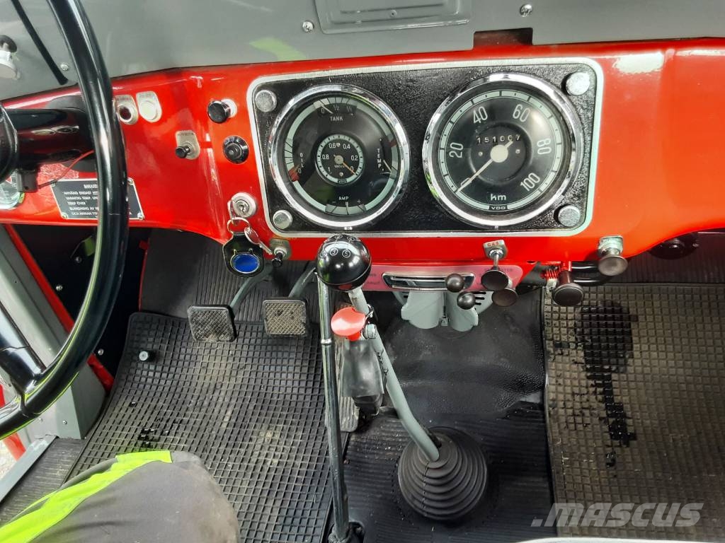 Volvo N84 Camiones desmontables