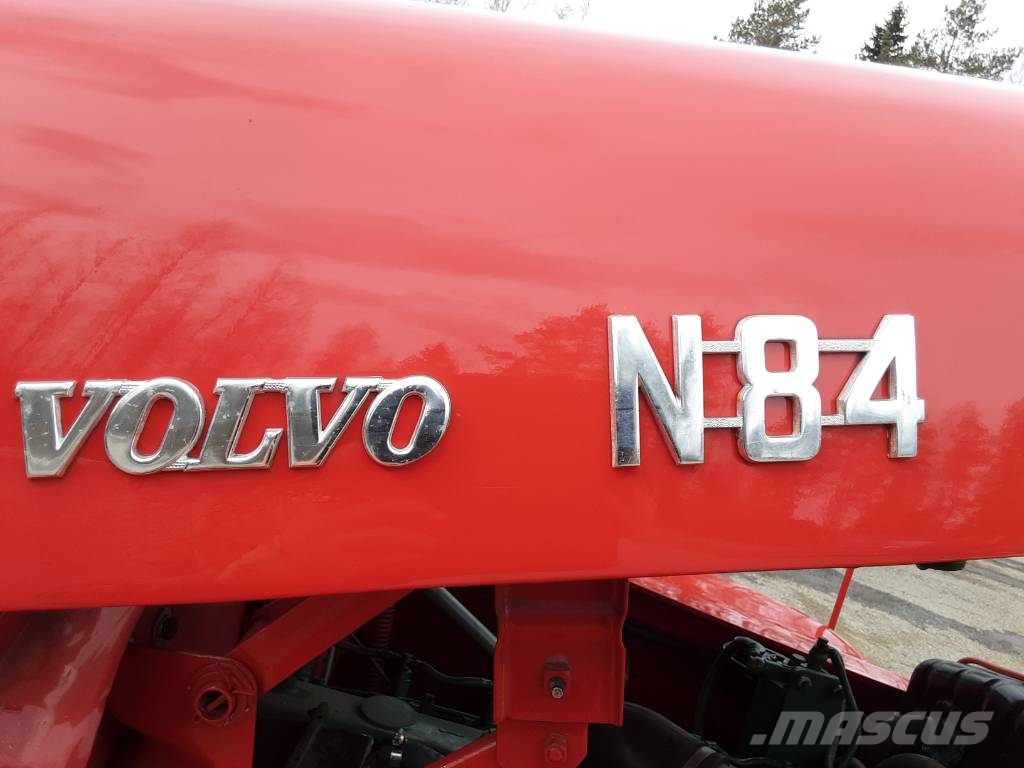 Volvo N84 Camiones desmontables