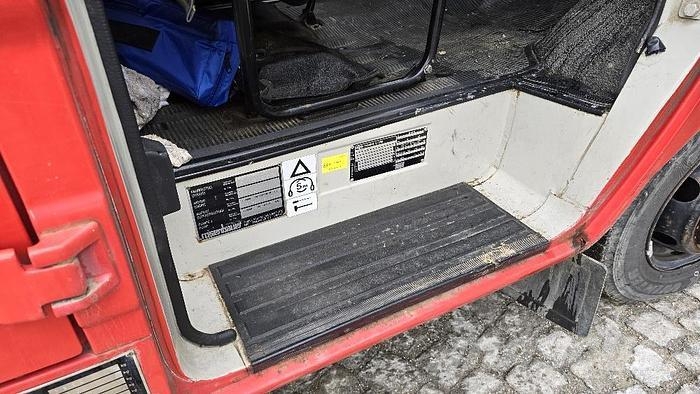 Ford Transit Feuerwehrauto Anders