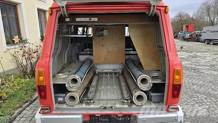Ford Transit Feuerwehrauto Anders