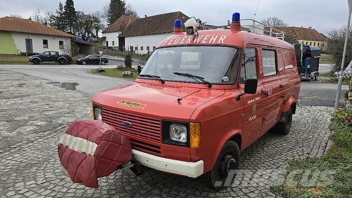 Ford Transit Feuerwehrauto Anders