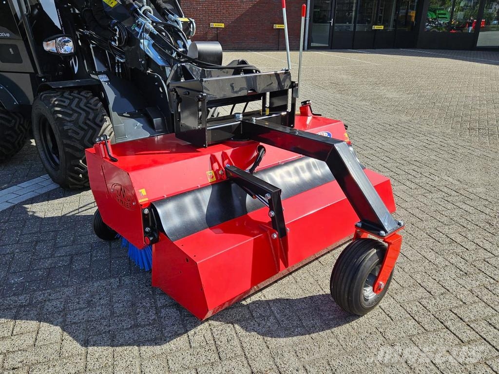 M-SWEEP HSTV600 SP Veegmachine 150cm breed Úttakarító gépek