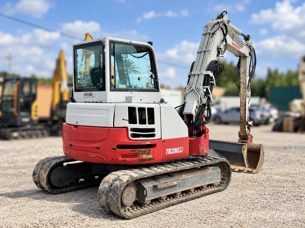 Takeuchi TB 280 FR Midigraafmachines 7t - 12t