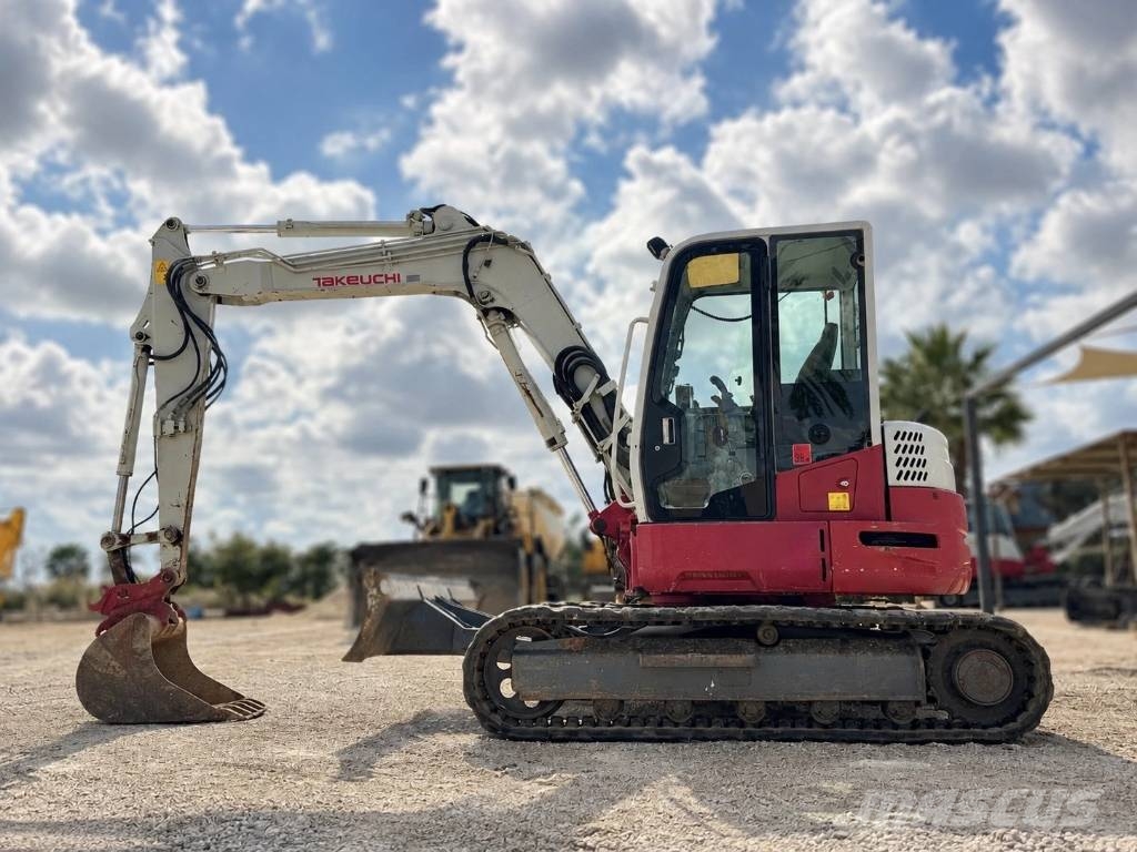 Takeuchi TB 280 FR Midigraafmachines 7t - 12t
