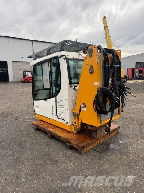 Liebherr LH 22 C USED CAB+ LIFT Kabinen