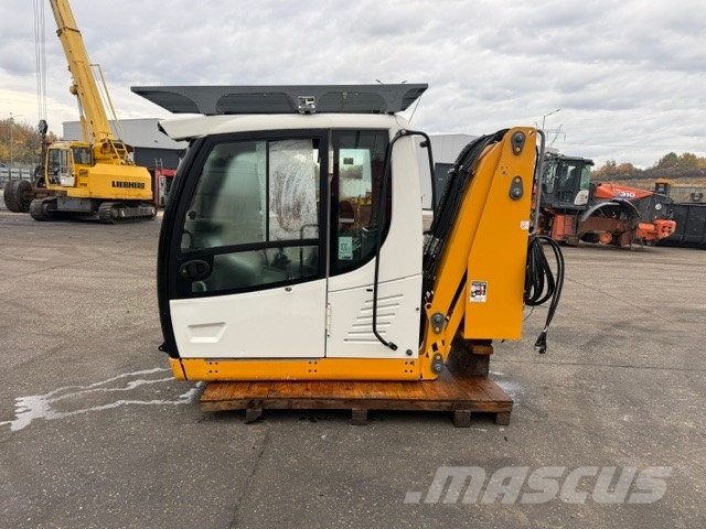 Liebherr LH 22 C USED CAB+ LIFT Kabinen