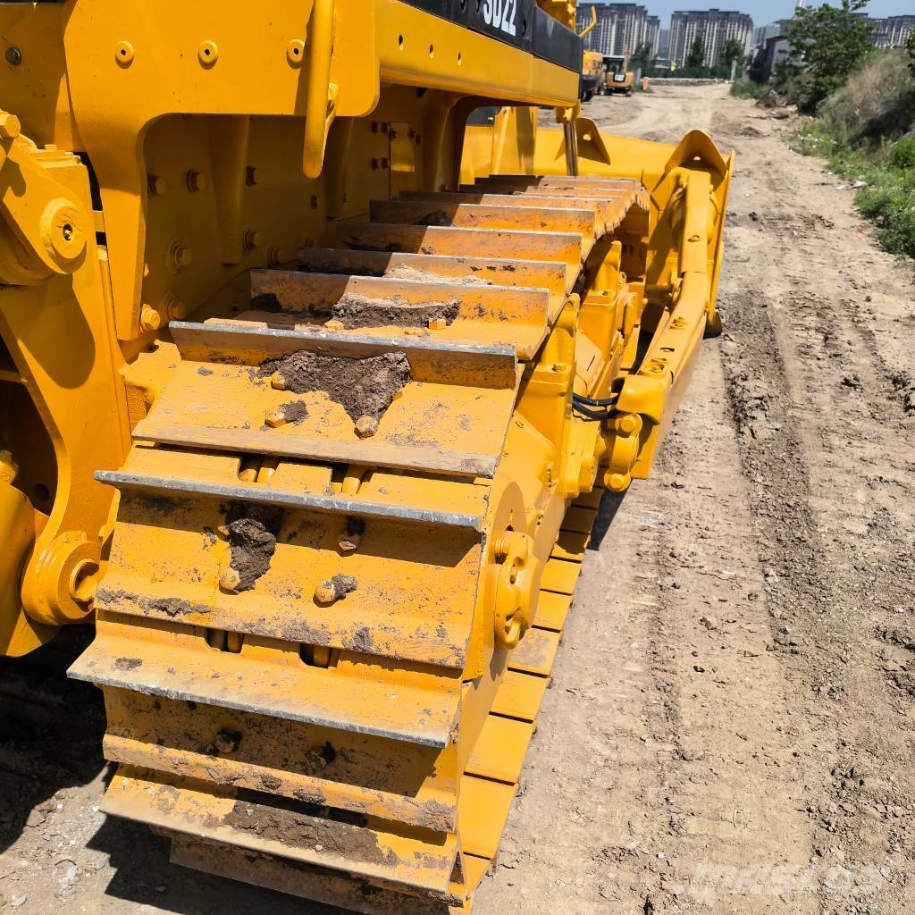 Shantui SD 22 بلدوزرات مجنزرة