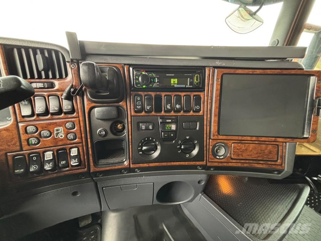 Scania R 500 8x4*4 HIAB 166E-5 / HOOK LIFT L=5200 mm Smagās mašīnas ar celtni