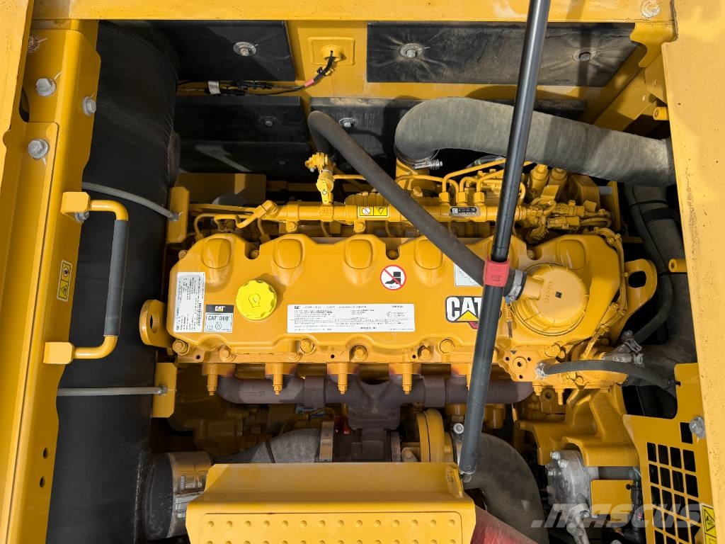 CAT 350 - BRAND NEW / UNUSED / Hammer Lines حفارات زحافة