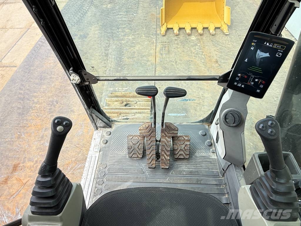 CAT 350 - BRAND NEW / UNUSED / Hammer Lines حفارات زحافة