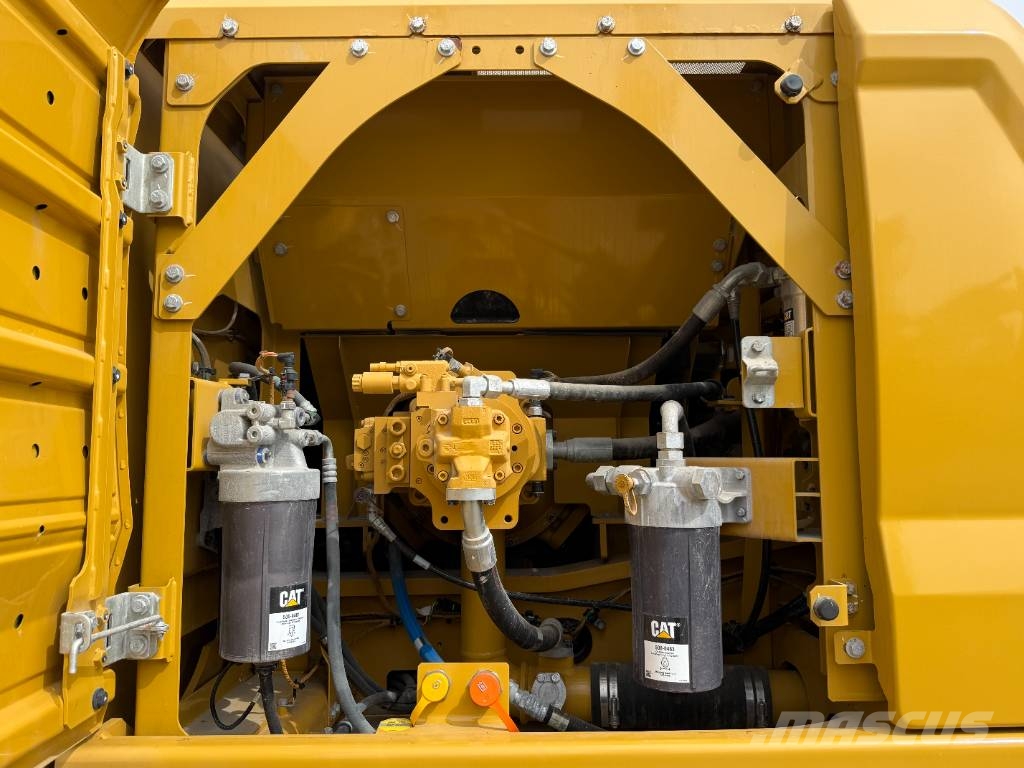 CAT 350 - BRAND NEW / UNUSED / Hammer Lines حفارات زحافة