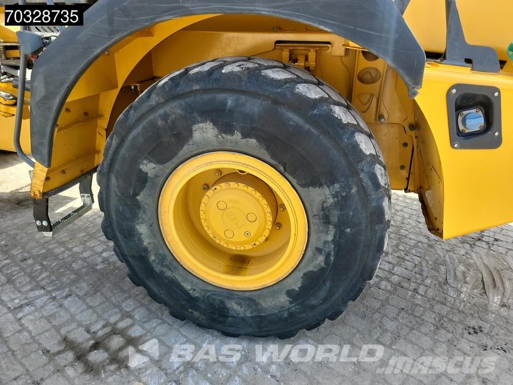 Bell B20 E 铰接式自卸车