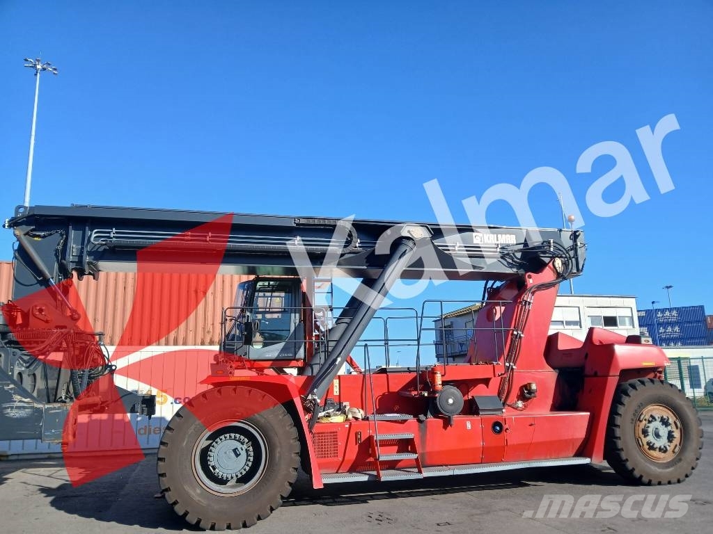 Kalmar DRG450-70S5XS Reach-Stacker