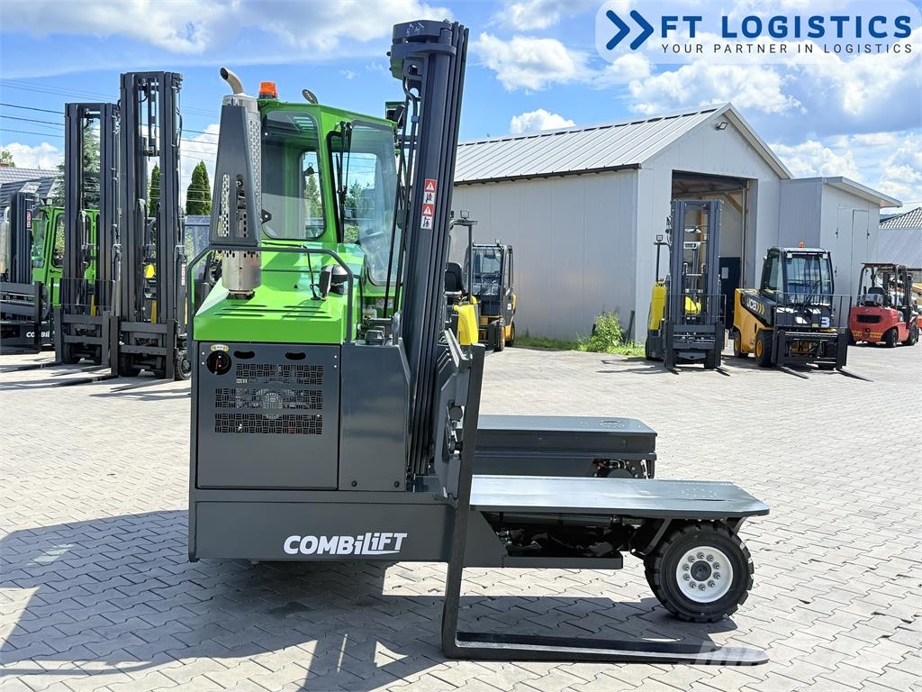 Combilift C4500 | GAS | TRIPLEX 5952 MM | WIDE FORK POSITION Чотириходові річ-траки