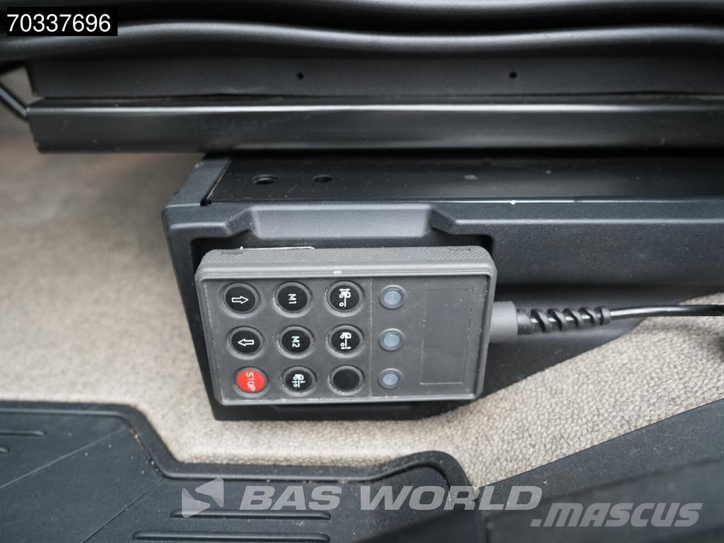 Iveco S-Way 460 4X2 Mega 2x Tanks Standklima Navi ACC Tahače