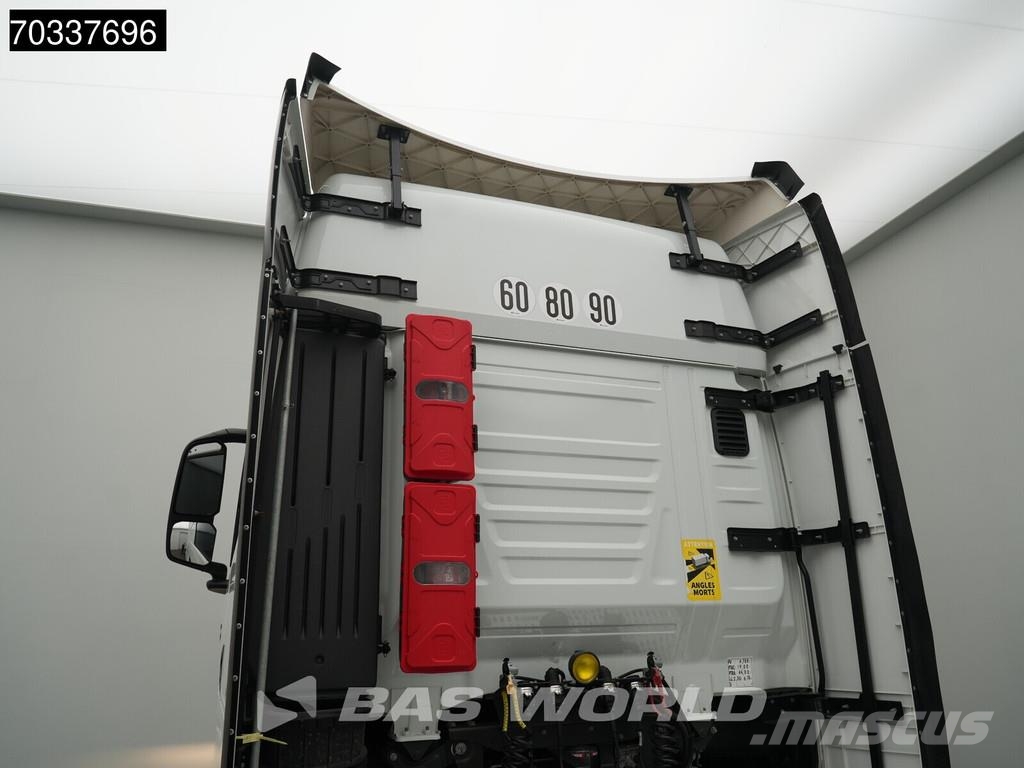 Iveco S-Way 460 4X2 Mega 2x Tanks Standklima Navi ACC Tahače