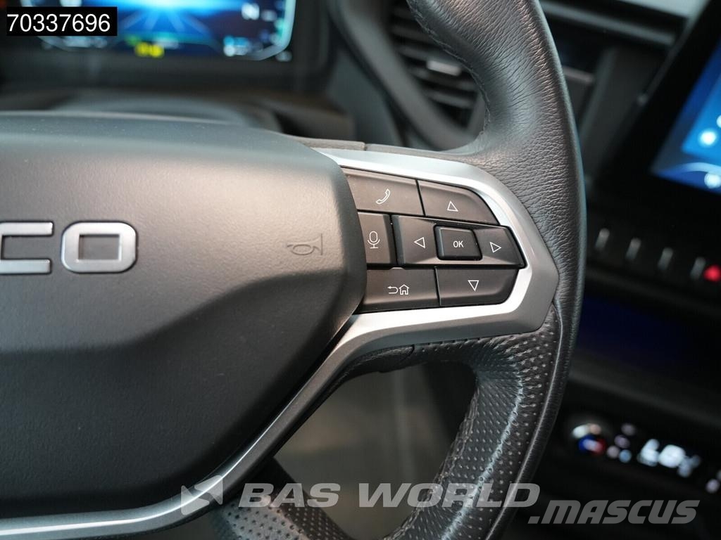 Iveco S-Way 460 4X2 Mega 2x Tanks Standklima Navi ACC Tahače