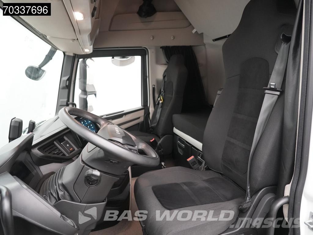 Iveco S-Way 460 4X2 Mega 2x Tanks Standklima Navi ACC Tahače