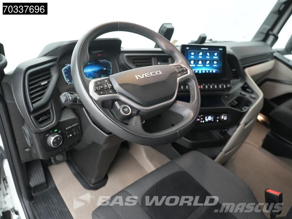 Iveco S-Way 460 4X2 Mega 2x Tanks Standklima Navi ACC Tahače