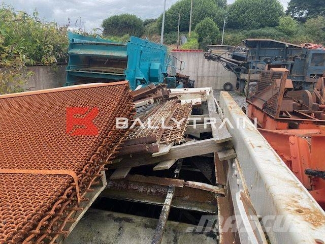 Metso 14ft x 5ft Three Deck Screenbox Screeners