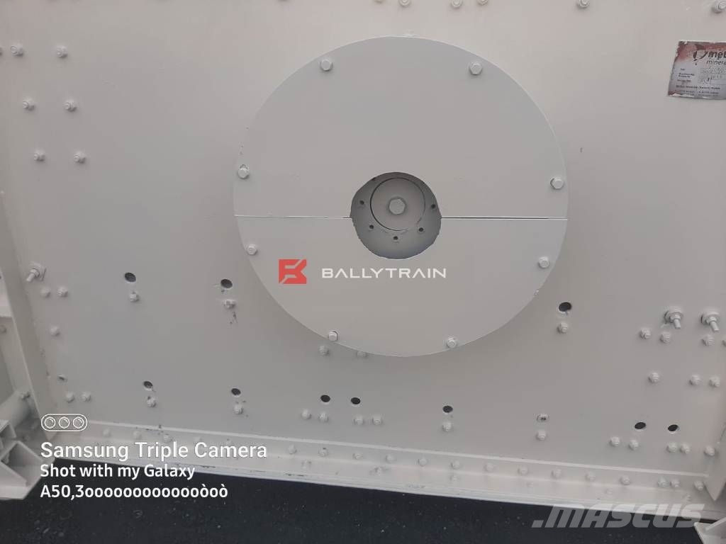 Metso 14ft x 5ft Three Deck Screenbox Screeners
