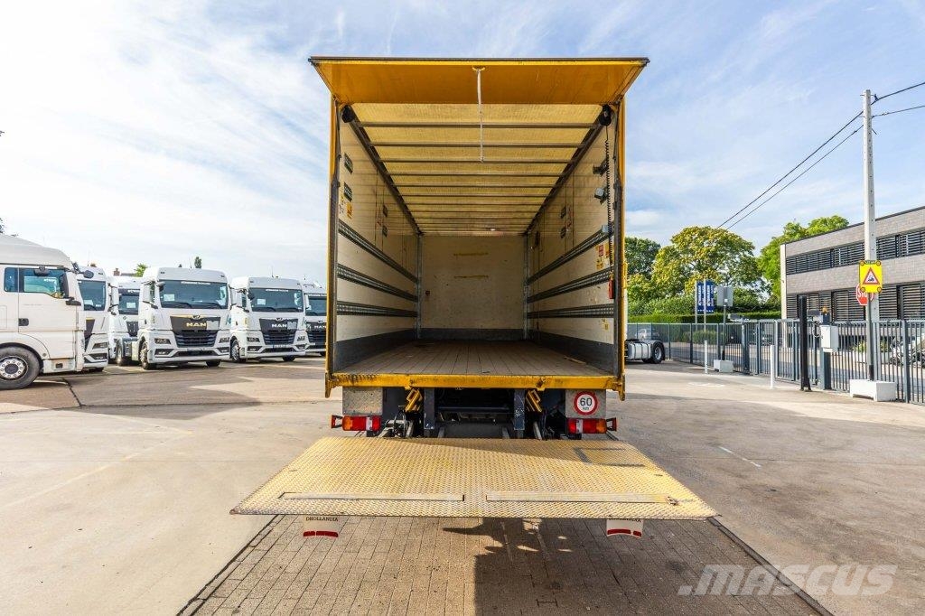 MAN TGM 18.250 BL + DHOLLANDIA 2T. Camiones caja cerrada