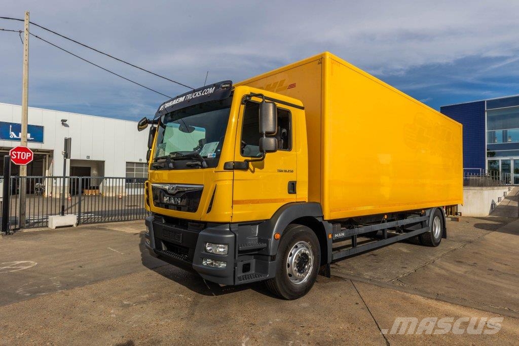 MAN TGM 18.250 BL + DHOLLANDIA 2T. Camiones caja cerrada