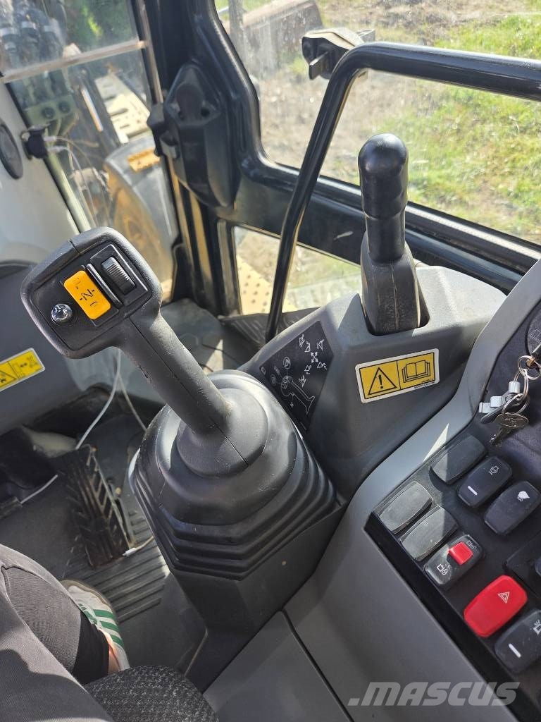 CAT 432F2 Rovokopači