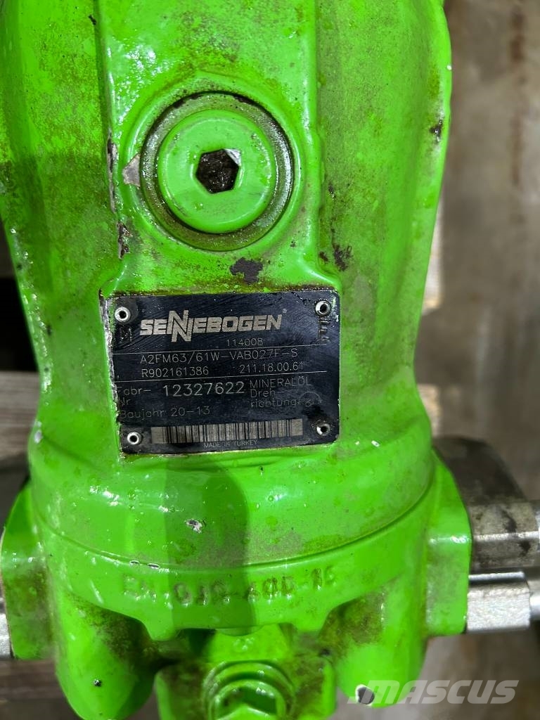 Sennebogen 155127 Swing Gearbox  Sennebogen 850 Bageri za prenos primarnih/sekundarnih sirovina