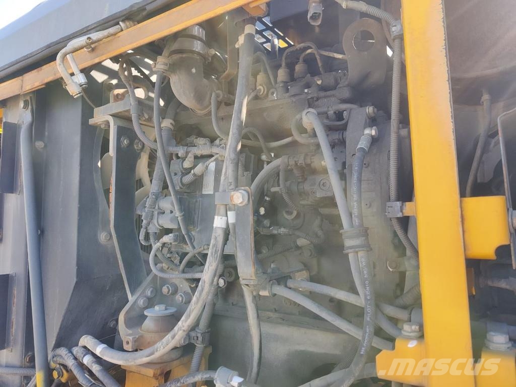 Komatsu PC190LC-8 FOR PARTS + DAMAGED ROTOTILT RT60B Transport Sonstige