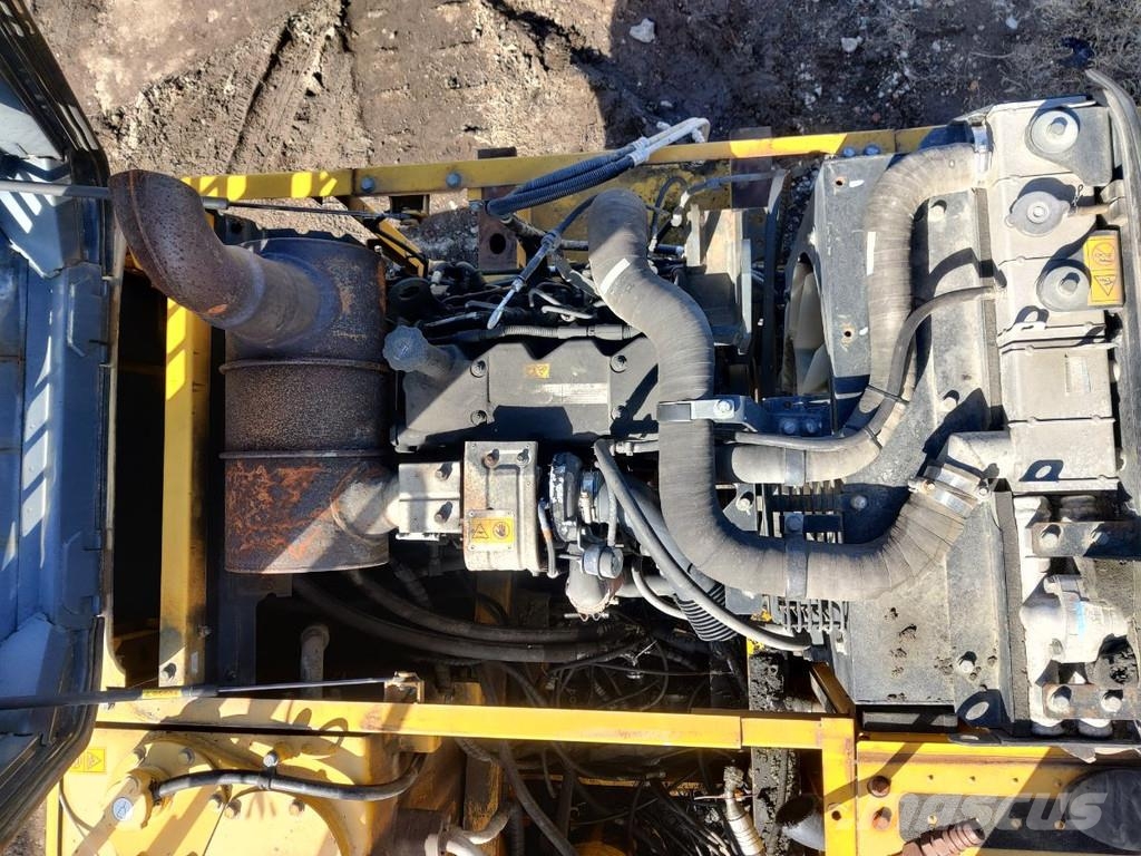 Komatsu PC190LC-8 FOR PARTS + DAMAGED ROTOTILT RT60B Transport Sonstige