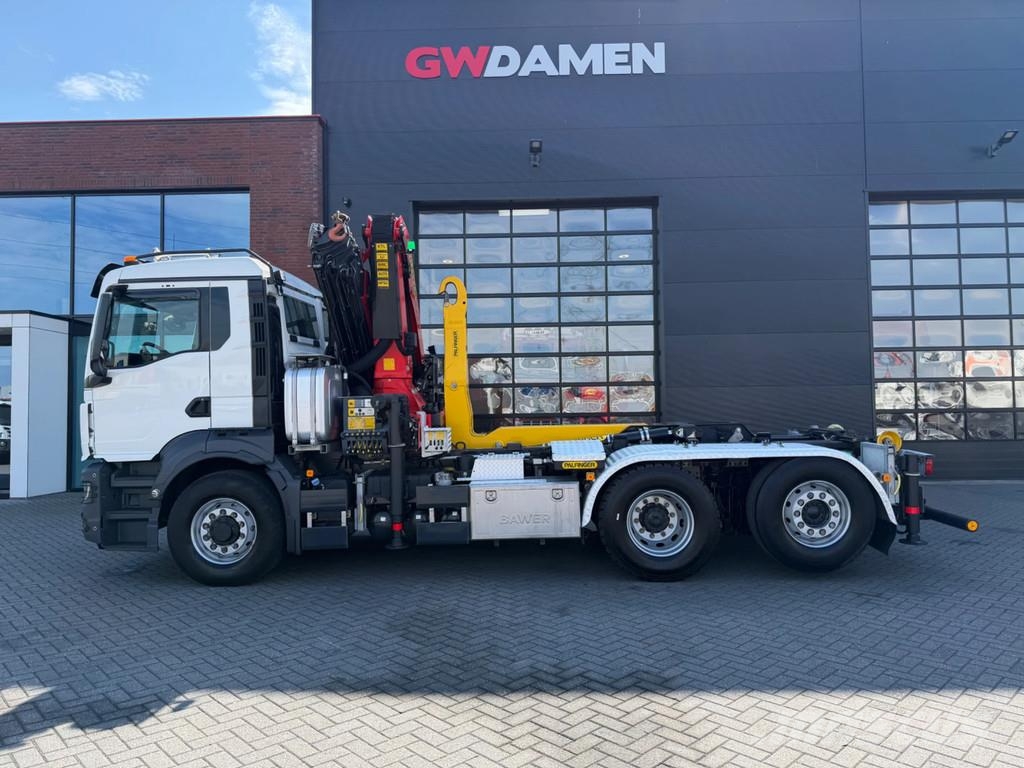 MAN TGS 26.510 6x4-4 Abroller/PK22002 Seilwinde Камиони с кран с кука