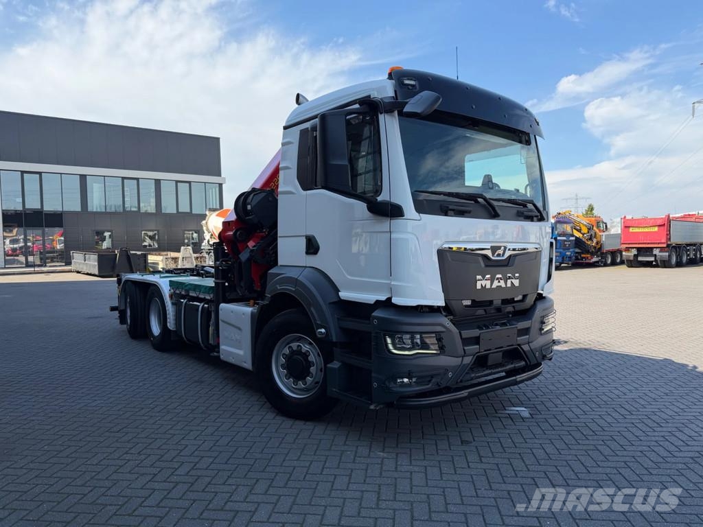 MAN TGS 26.510 6x4-4 Abroller/PK22002 Seilwinde Камиони с кран с кука