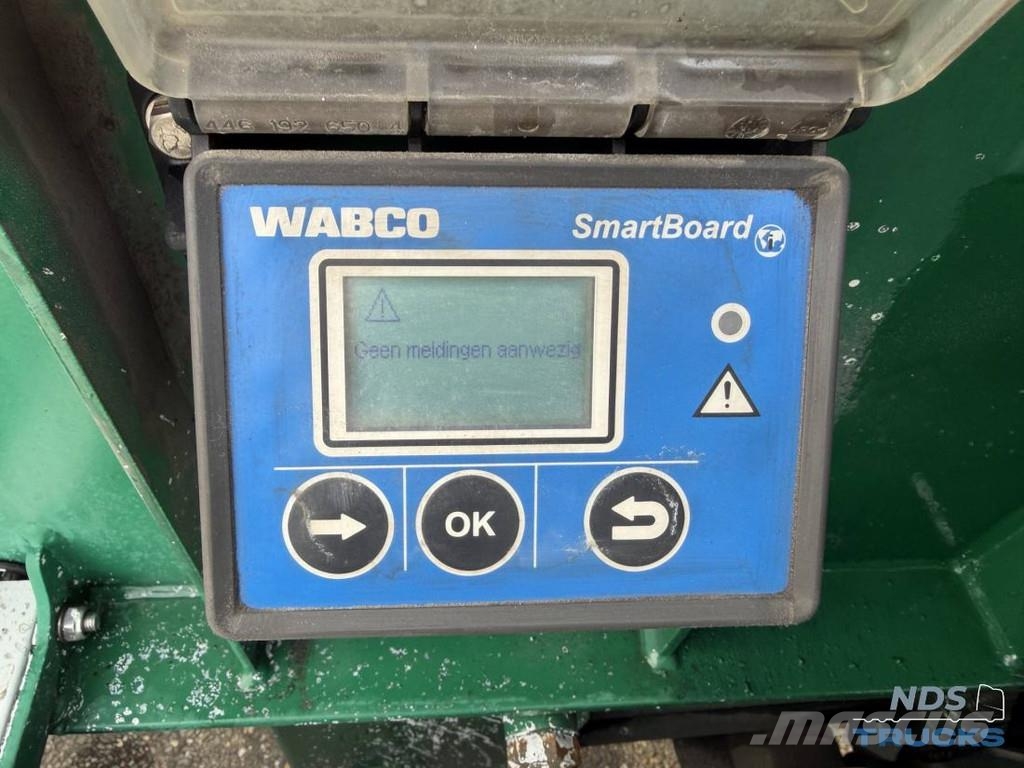 Van Hool A3C002 - BPW disc ADR EX/II EX/III FL AT Semirremolques portacontenedores