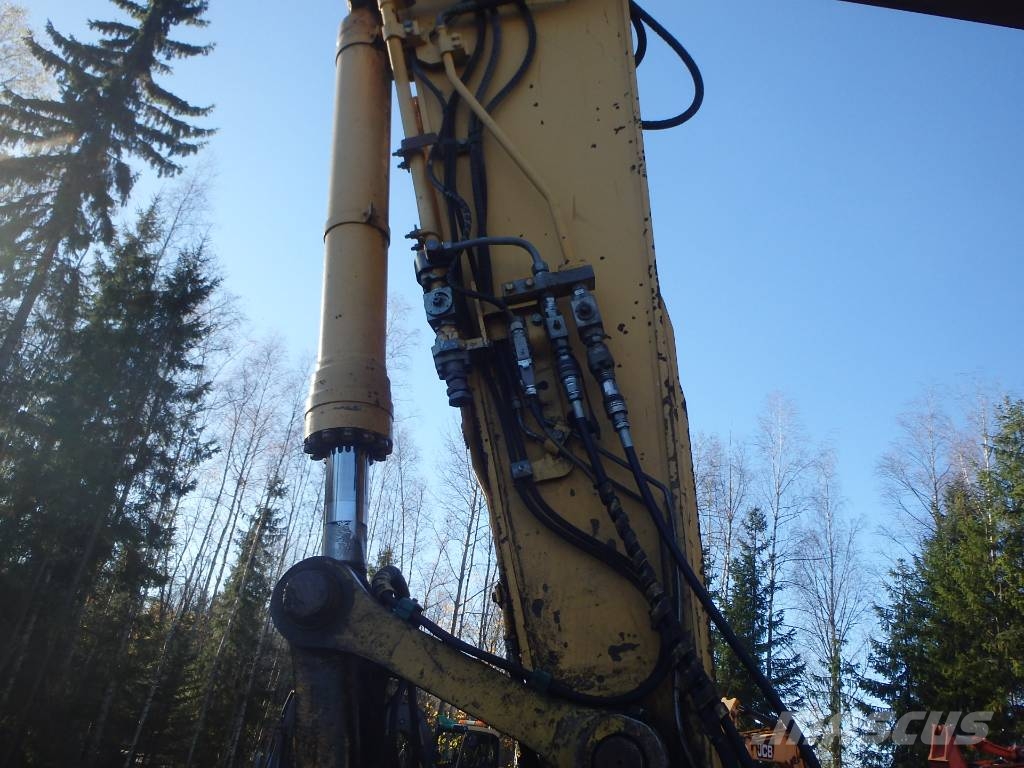 Komatsu PC 240 LC-8K Engcon Telakaivukoneet