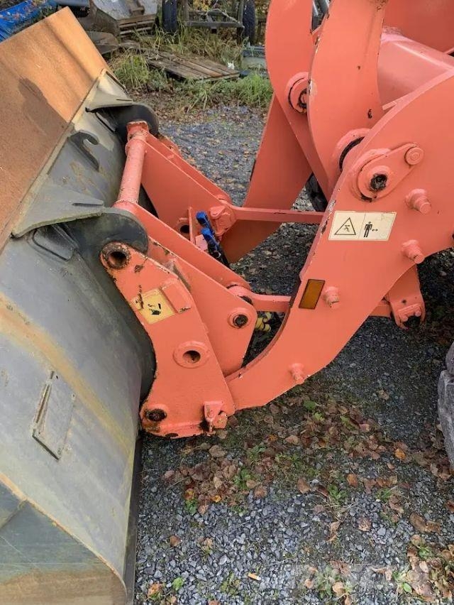 Hitachi FR 7 C Wheel loaders